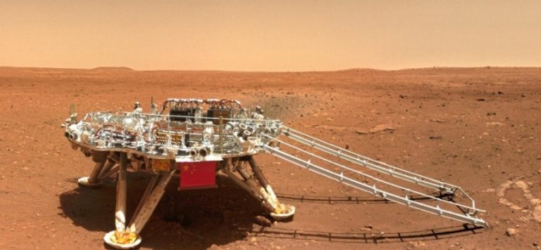 Çin’in Mars aracı “Kızıl Gezegen” fotoğrafı gönderdi