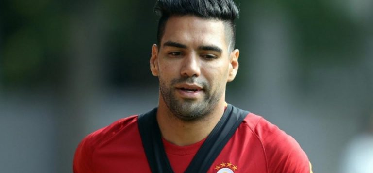 Galatasaray’da Radamel Falcao koronavirüsü atlattı
