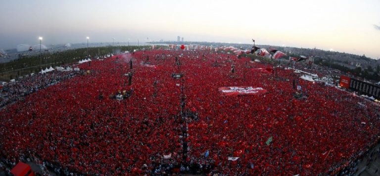 AB’de bir ilk: 15 Temmuz Sergisi açıldı