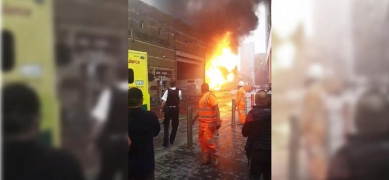 Londra’da metro istasyonunda patlama