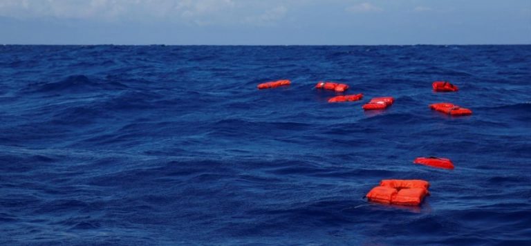 İtalya’nın Lampedusa Adası açıklarında göçmen teknesi battı: 7 ölü