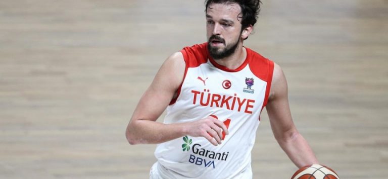 Milli basketbolcu Sertaç Şanlı Barcelona ile anlaştı