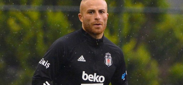 Gökhan Töre Beşiktaş’ta kaldı