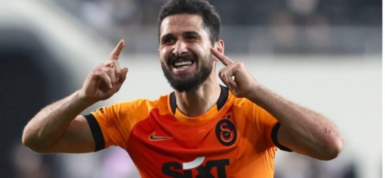 Emre Akbaba’nın sözleşmesi 2 yıl uzatıldı