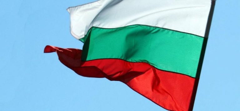 Bulgaristan’daki seçimde iki parti başa baş gidiyor