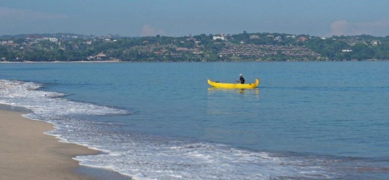 Endonezya’da karantina kurallarını çiğneyen turistlere sınır dışı