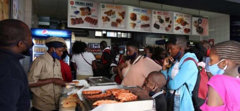 Zimbabve’de günlük can kaybı en yüksek seviyede