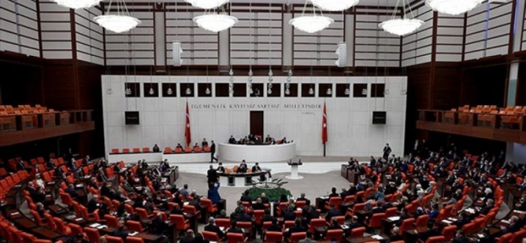 Ekonomiye ilişkin düzenlemeler içeren kanun teklifinin ilk 6 maddesi kabul edildi