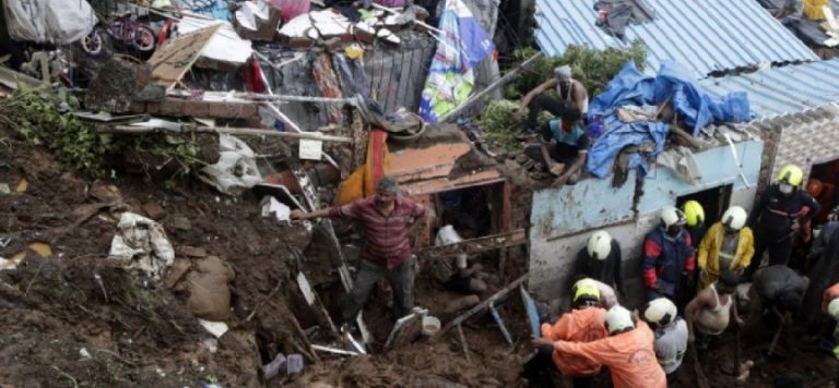 Hindistan’da toprak kaymaları: 5 ölü