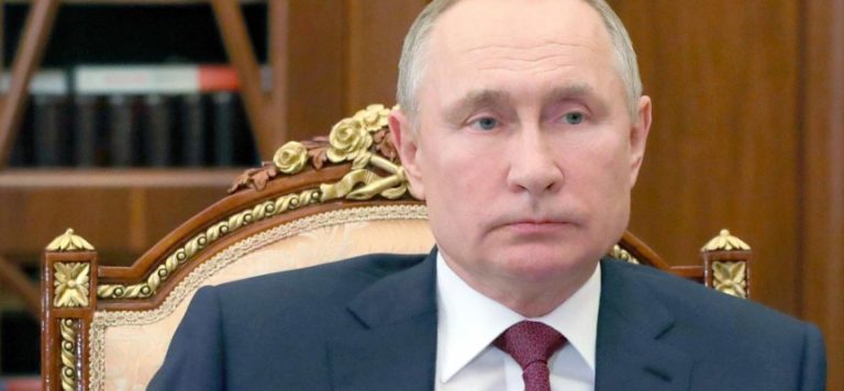 Putin’den “ABD’nin dolar basması” hakkında açıklama