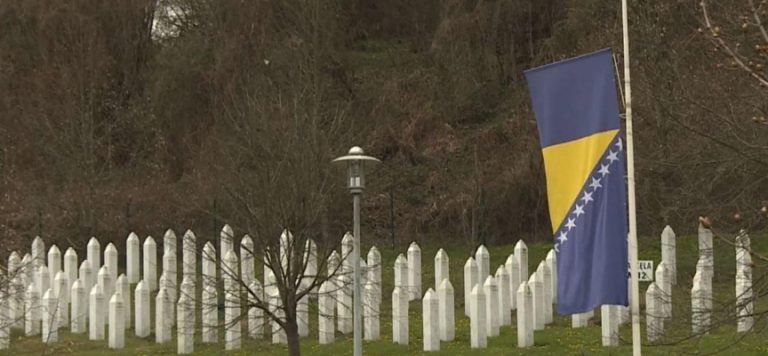 Bosna Hersek’te soykırımın inkarı bugünden itibaren suç sayılacak