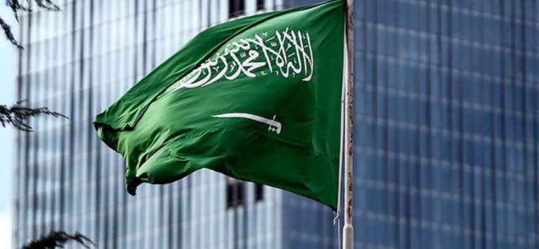 Suudi Arabistan turist kabul etmeye başlıyor
