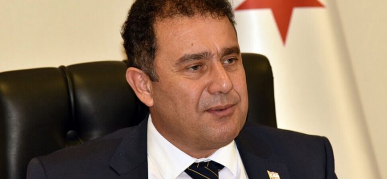 Saner: İngiliz Üsleri’ndeki helikopterlerin kullanımı için anlaşmaya gidilecek