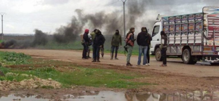 Esed rejimi, Dera kent merkezini tank atışlarıyla hedef aldı