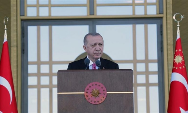 ERDOĞAN, 15 TEMMUZ DEMOKRASİ VE MİLLİ BİRLİK GÜNÜ’NDE VATANDAŞLARA HİTAP ETTİ