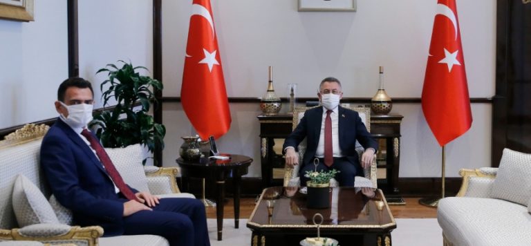 TC Cumhurbaşkanı Yardımcısı Oktay, Maliye Bakanı Oğuz’u kabul etti