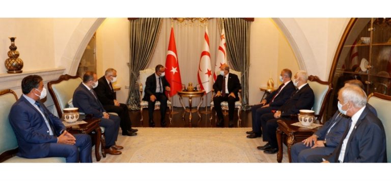 Tatar: Milli Arşiv’deki önemli belgeler okunmalı ve kitaplaştırılmalı