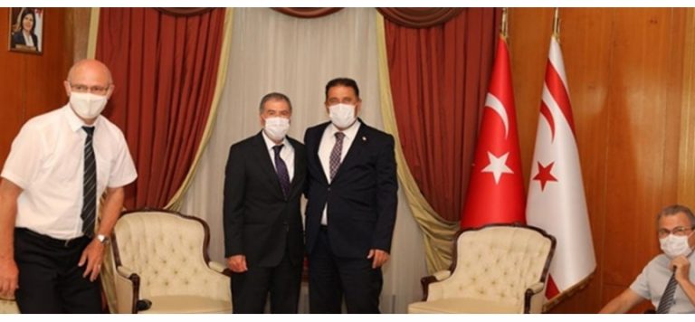 Başbakan Saner, görev süresi sona Eren Kayral’ı kabul etti