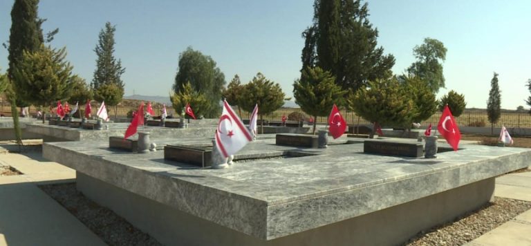 KKTC şehitlerini andı