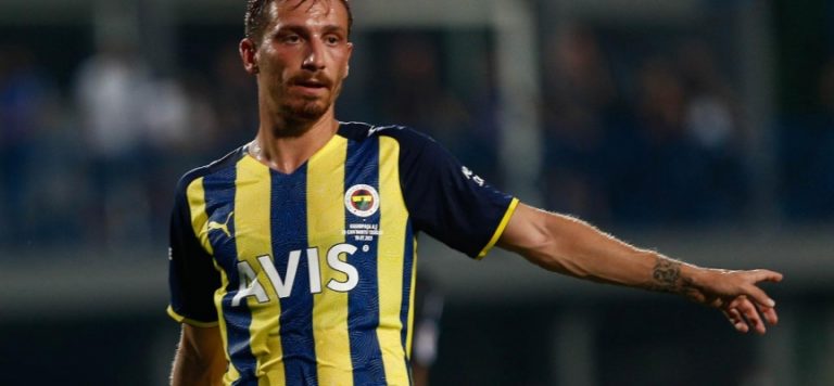 Fenerbahçe’de Mert Hakan Yandaş sakatlandı