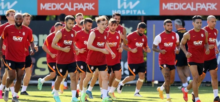 Galatasaray’ın kamp kadrosu belli oldu