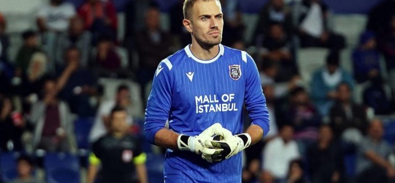 Beşiktaş Mert Günok ile sözleşme imzaladı