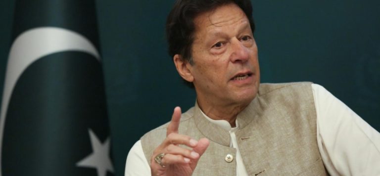 Pakistan Başbakanı Han: Afganistan köleliğin zincirlerini kırdı