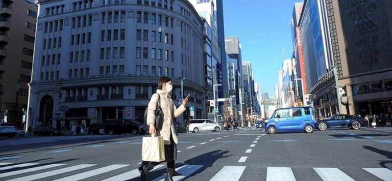 Japonya Başbakanı’ndan iş dünyasına “evden çalışın” çağrısı
