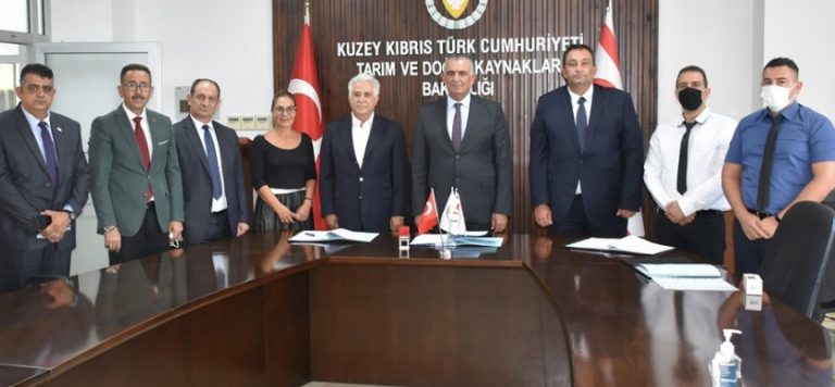 Güzelyurt bölgesine takviye sulama projesinin ikinci etap hatları döşeniyor