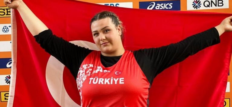 Genç milli atlet Pınar Akyol gülle atmada dünya ikincisi oldu
