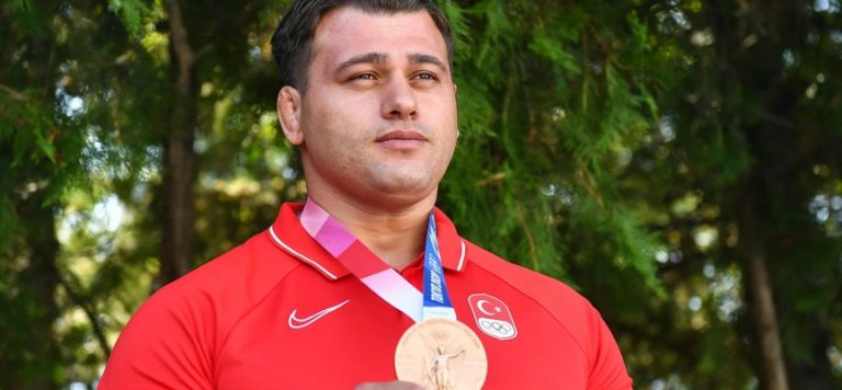 Rıza Kayaalp’in yeni hedefi Paris 2024