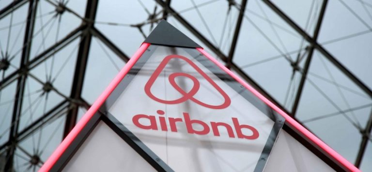 Oda ve ev kiralama sitesi Airbnb’den Afgan sığınmacılara destek