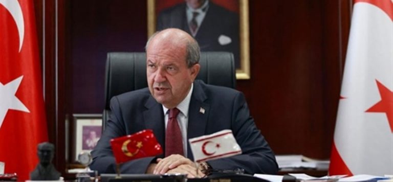 Tatar’dan Anastasiadis’e yanıt: “Irkçılığı kendisi yaparken, benim yaptığımı ima etmesi büyük bir çelişki”