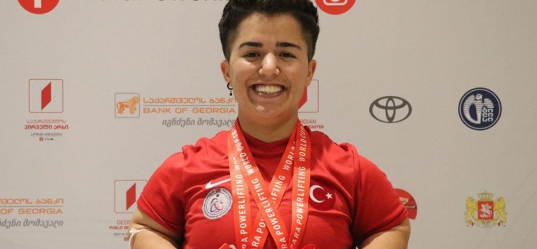 Besra Duman’dan bronz madalya