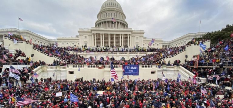 ABD’de sosyal medya şirketlerinden Kongre baskınıyla ilgili bilgi istendi