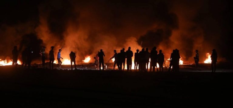 İsrail askerleri Filistinlilere gerçek mermilerle saldırdı