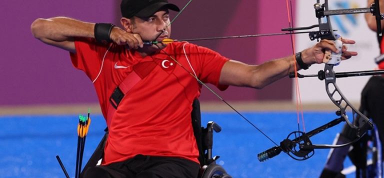 Okçulukta Bahattin Hekimoğlu bronz madalya kazandı