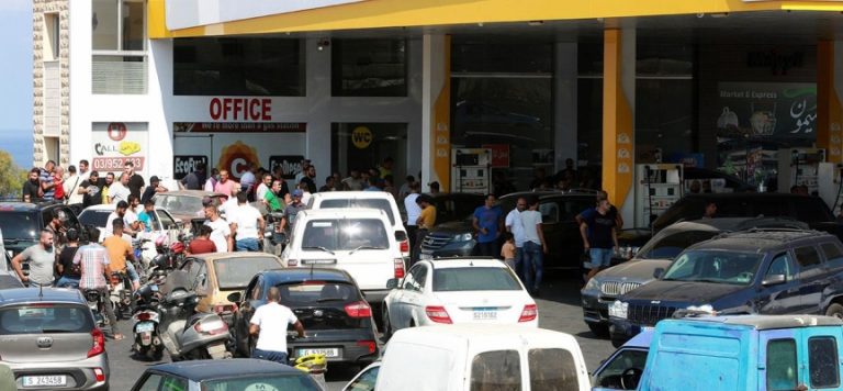 Lübnan’da akaryakıt krizi iki kasabayı karıştırdı