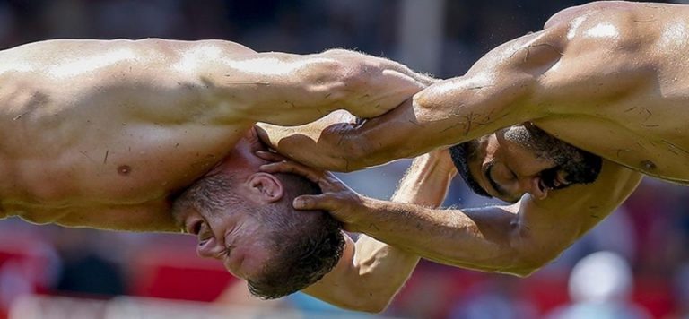 Tarihi Elmalı Yağlı Güreşleri başlıyor