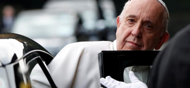 Papa’dan “istifa” iddiasına ilişkin açıklama