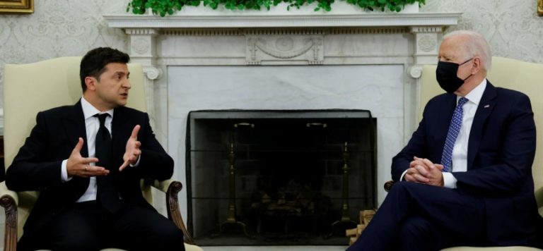 Zelenskiy ve Biden Beyaz Saray’da görüştü