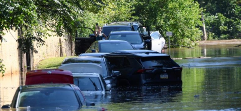 ABD’deki sellerde en az 28 can kaybı