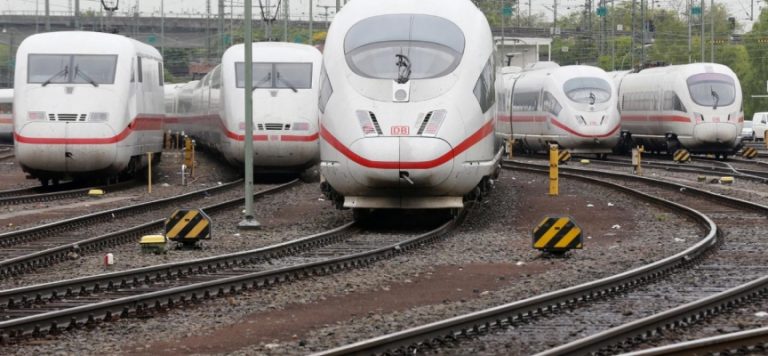 Alman demiryollarında grev krizi sürüyor