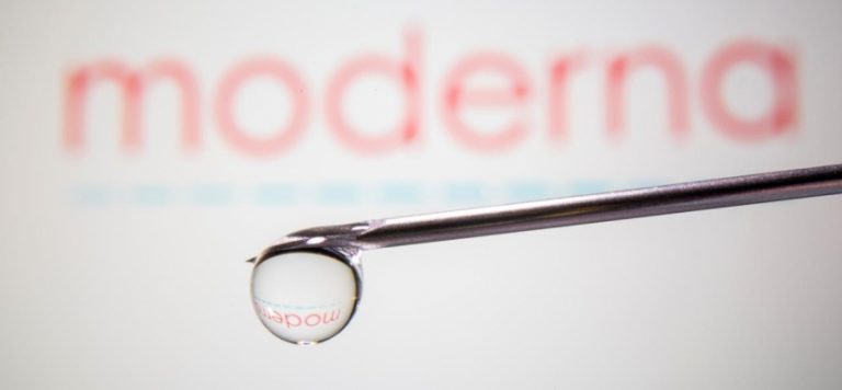 Yabancı madde saptanan Moderna aşıları toplatılacak