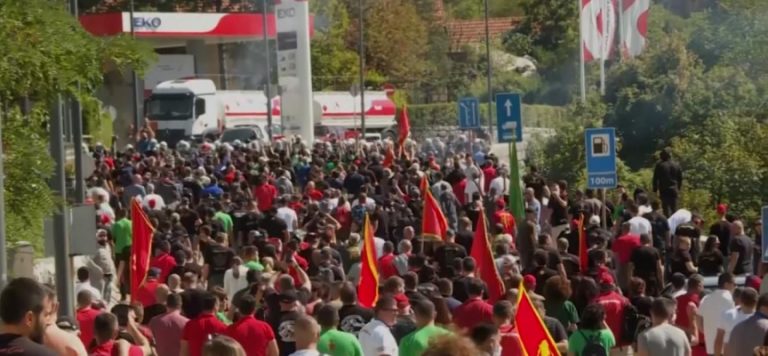 Sırp Ortodoks Kilisesi’nin tören için Cetinje’yi seçmesi tepki çekti