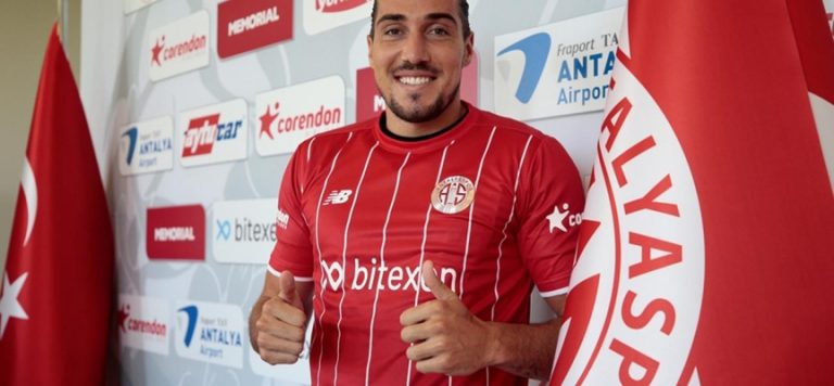 Antalyaspor Enzo Crivelli ile sözleşme imzaladı