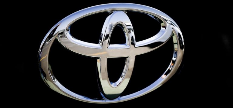 Toyota küresel üretimini düşürüyor