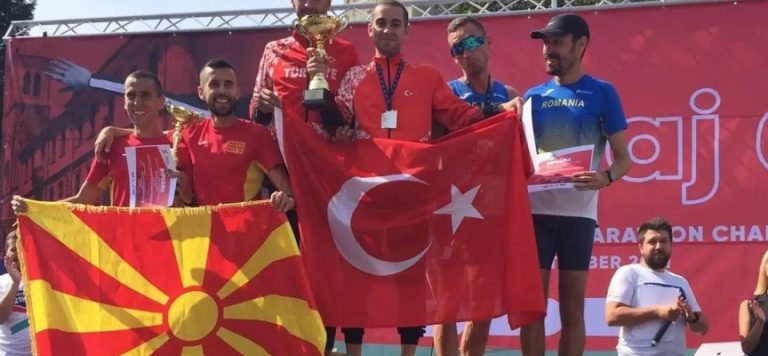 Türkiye Balkan Yarı Maratonu’nda şampiyon oldu