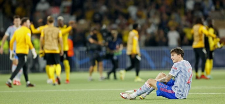 Manchester United’a soğuk duş