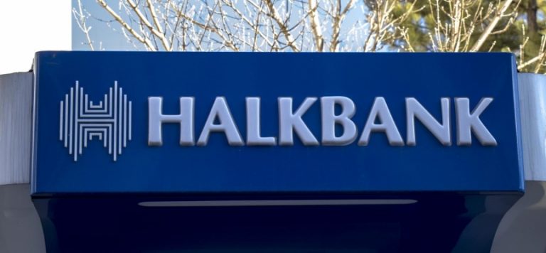 Halkbank’ın üreten kadınlara desteği sürüyor